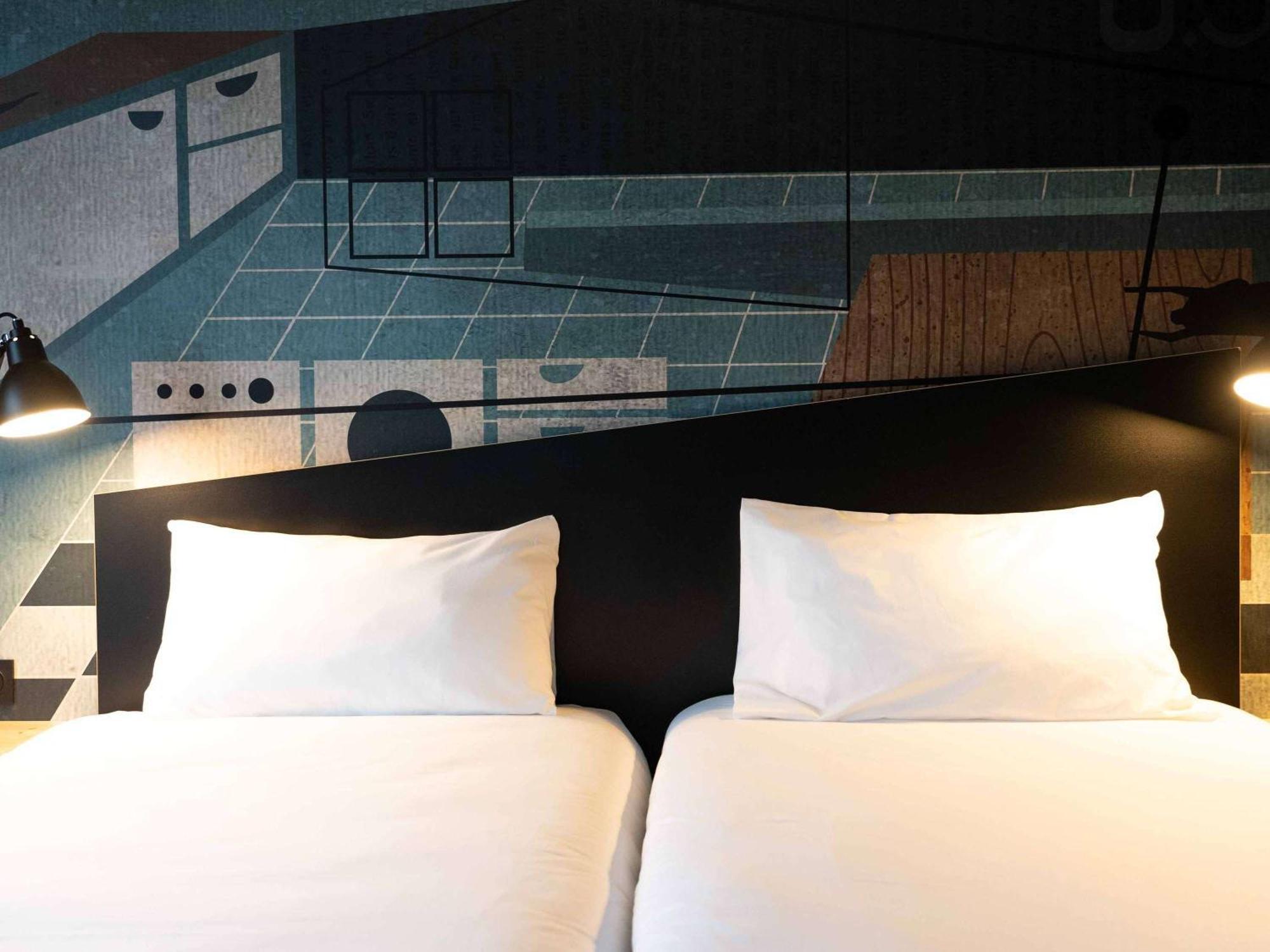 Hotel Ibis Styles Dreux Centre Gare Exterior foto